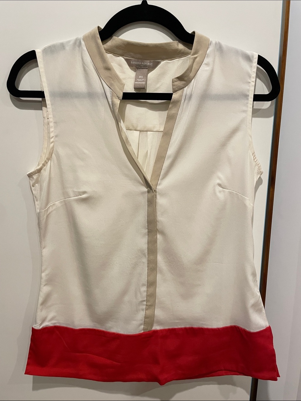 Banana Republic Ivory Shell with Red Hem and Beige Trim